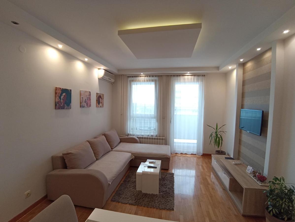 Apartment Tifani Belville Белград Экстерьер фото